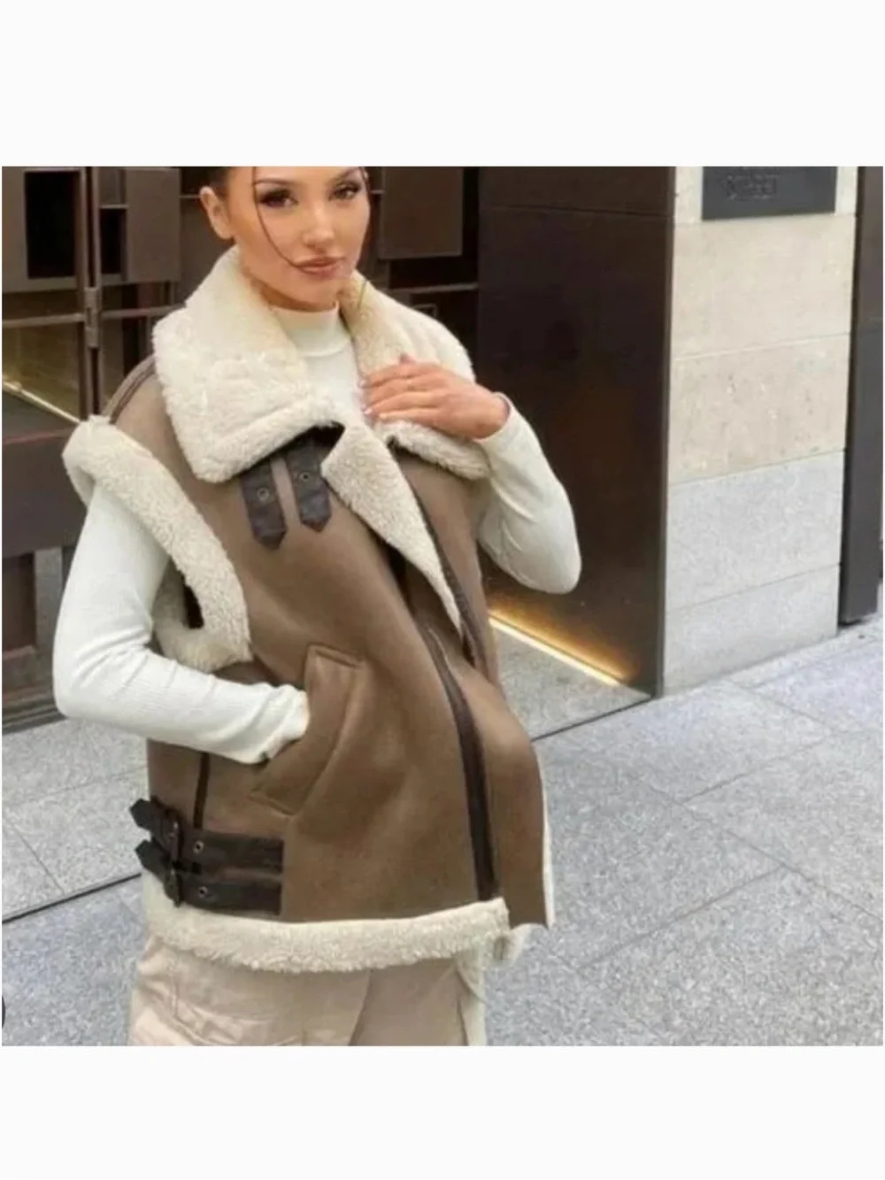 ZARA Combination Fleece Vest Taupe Size Small - Picture 3 of 6